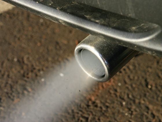 car-exhaust-fumes-could-cure-heart-disease-zigwheels