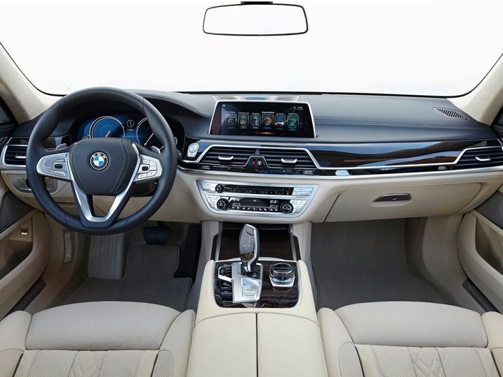 2015-bmw-7-series-first-drive-review-pic-image-photo-zigwheels-04092015-m23_720x540.jpg