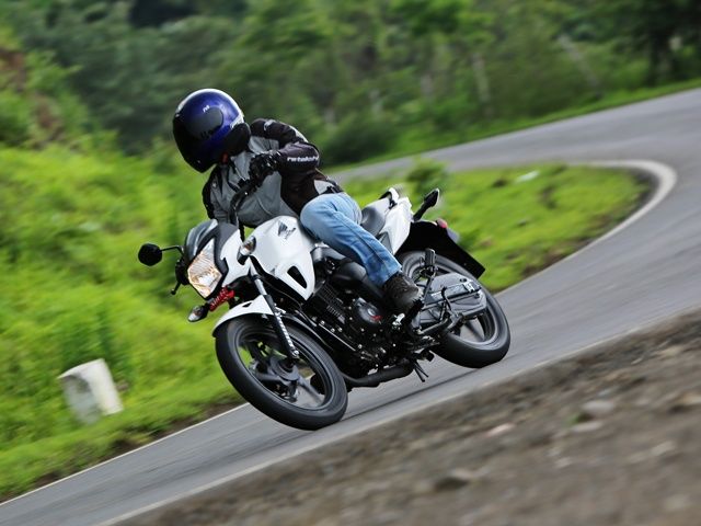 Compare yamaha fz vs honda trigger #5