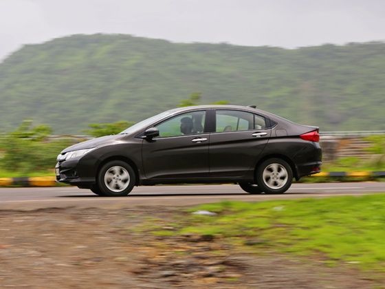 Comparison between ford fiesta classic and honda city