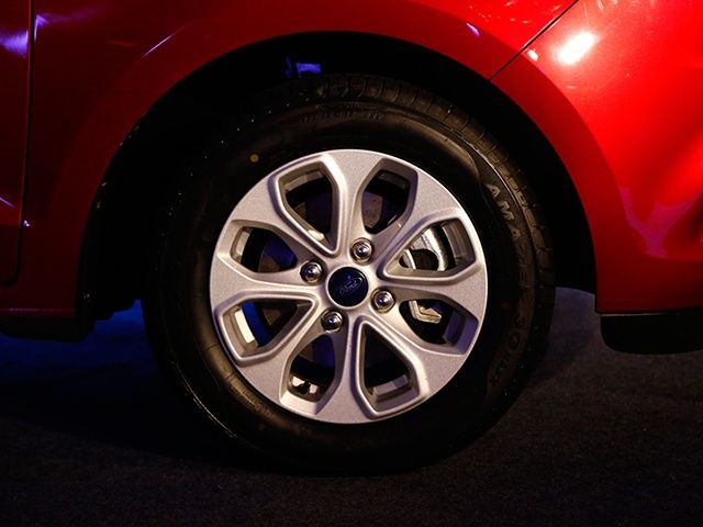 Ford aspire mag wheels #8